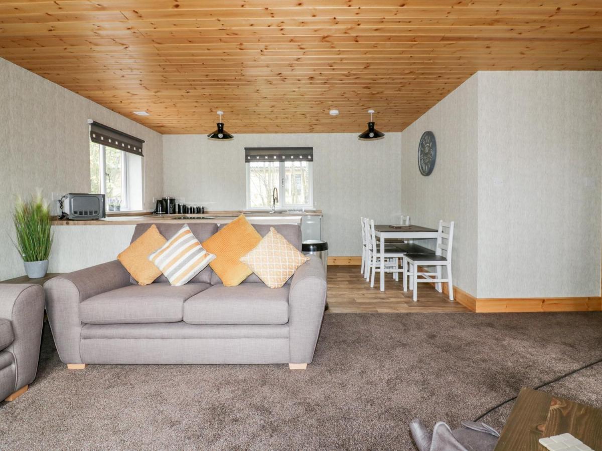 Lodge Two Truro Extérieur photo